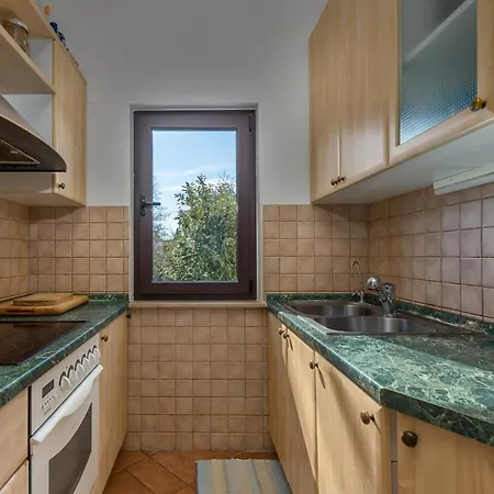 Apartment Fuer 6 Personen Ca 89 Qm In Njivice, Kvarner Bucht Krk